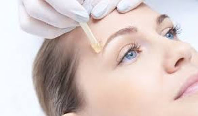 Best Waxing and Threading Services in Surrey